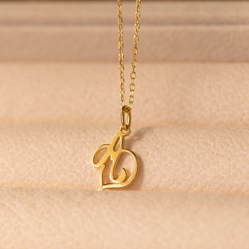 Personalized Heart Initial Pendant Necklace - Tanishaq